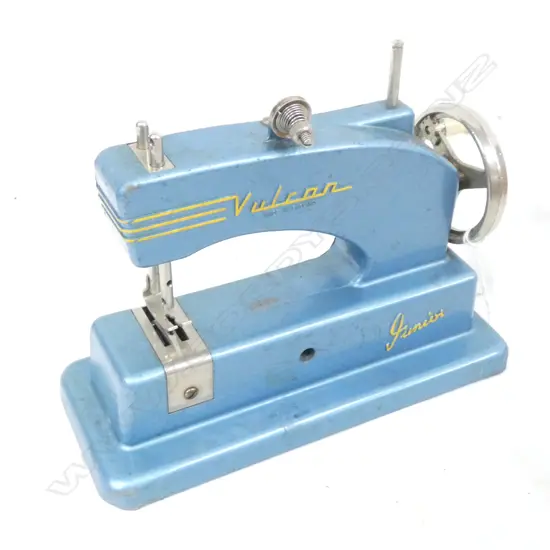 VULCAN TOY SEWING MACHINE. MADE IN ENGLAND